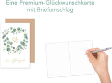 Laden Sie das Bild in den Galerie-Viewer, Glückwunschkarte zur Hochzeit mit Umschlag aus Kraftpapier. Hochzeitskarte Just Married Herz Eukalyptus (H482 SW024)