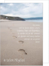 Laden Sie das Bild in den Galerie-Viewer, Edition Seidel Premium Trauerkarte mit Umschlag. Beileidskarte Trauer Karte mit Spruch Strand Fußspuren in tiefem Mitgefühl herzliches Beileid Abschied Anteilnahme (T1078 SW023)