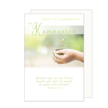 Laden Sie das Bild in den Galerie-Viewer, Edition Seidel Premium Glückwunschkarte zur Kommunion mit Umschlag. Kommunionskarte mit Spruch Karte Grusskarte Hände Erde Pflanze Junge Mädchen (KO285 SW023)