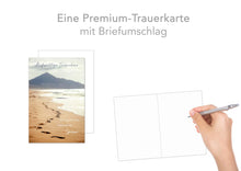 Laden Sie das Bild in den Galerie-Viewer, Edition Seidel Premium Trauerkarte mit Umschlag. Beileidskarte Trauer Karte mit Spruch Aufrichtige Teilnahme Mitgefühl Anteilnahme Strand Meer Fuß Spuren (T1142 SW024)