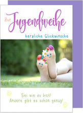 Laden Sie das Bild in den Galerie-Viewer, Edition Seidel Premium Glückwunschkarte zur Jugendweihe mit Umschlag. Eine einzelne Karte zur Jugendweihe mit Spruch. Grusskarte Zur Jugendweihe bunte Füsse Junge Mädchen (JW126 SW023)
