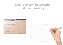 Laden Sie das Bild in den Galerie-Viewer, Edition Seidel Premium Trauerkarte mit Umschlag. Beileidskarte Trauer Karte mit Spruch In Stiller Teilnahme Mitgefühl Strand Fußspuren (T1164 SW024)
