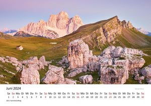 Edition Seidel Premium Kalender Dolomiten 2024 Format DIN A3 Wandkalender Europa Italien Italien Südtirol Bozen Seiser Alm Alpen Rainer Mirau