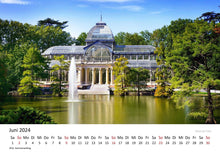 Laden Sie das Bild in den Galerie-Viewer, Edition Seidel Premium Kalender Madrid 2024 Format DIN A3 Wandkalender Europa Spanien Hauptstadt Königspalast Plaza Palacio Skyline
